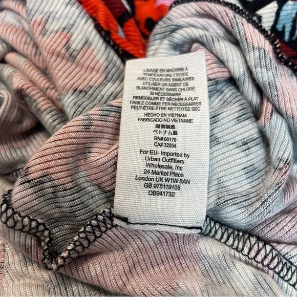 Free People Key To Your Heart mini dress in Black Red Floral size small - Picture 11 of 12